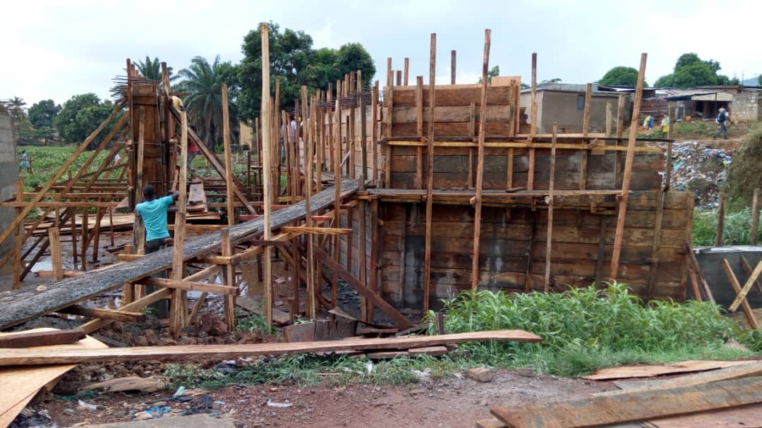 Chantier de construction et travaux de structure